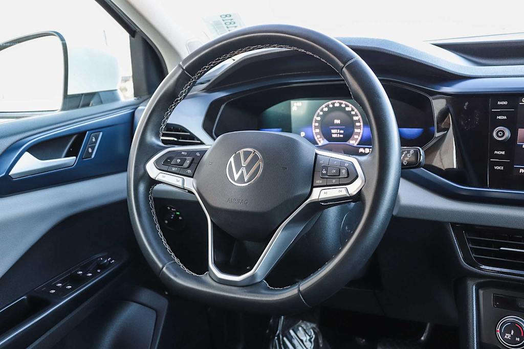 Thumbnail: 2022 Volkswagen Taos - 12