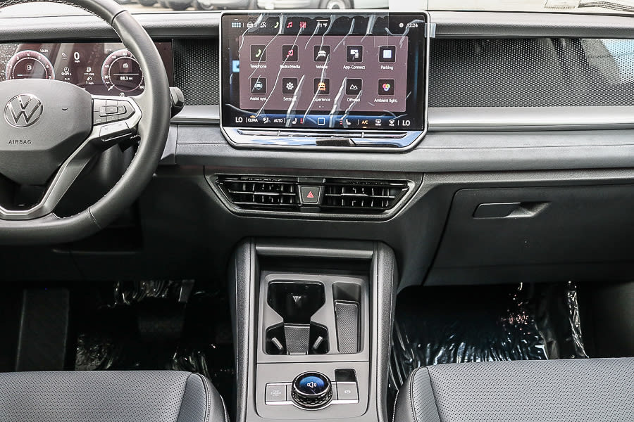 Thumbnail: 2026 Volkswagen Tiguan - 9