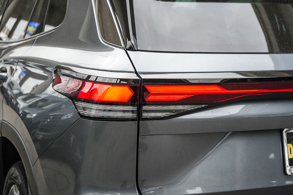 Thumbnail: 2026 Volkswagen Tiguan - 18