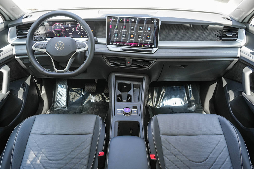 Thumbnail: 2026 Volkswagen Tiguan - 2