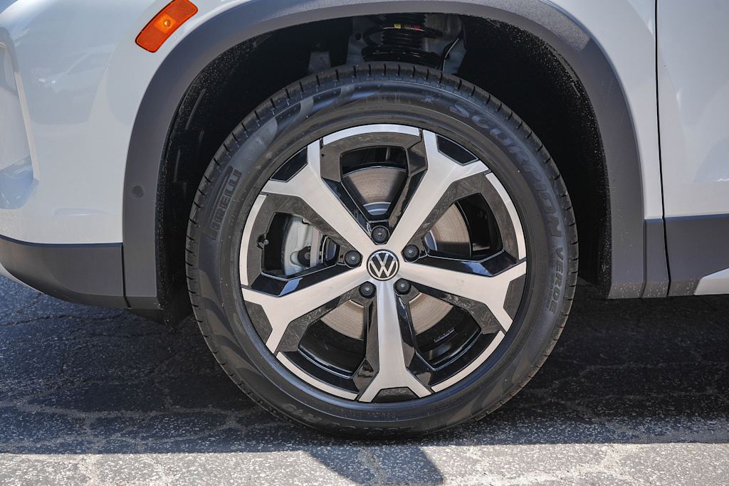 Thumbnail: 2026 Volkswagen Tiguan - 19