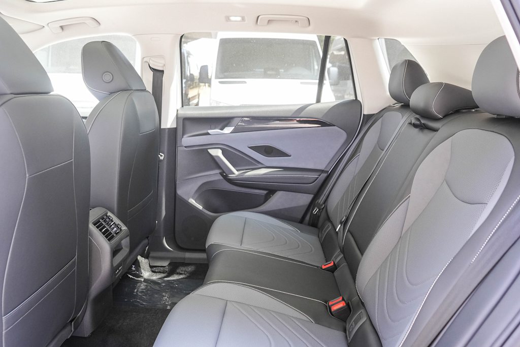 Thumbnail: 2026 Volkswagen Tiguan - 11