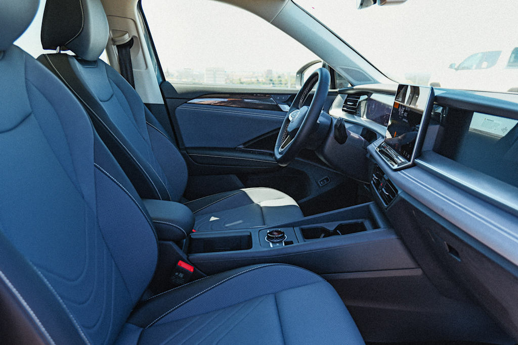 Thumbnail: 2025 Volkswagen Tiguan - 10