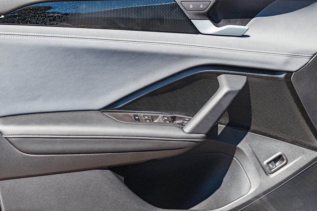 Thumbnail: 2025 Volkswagen Tiguan - 24