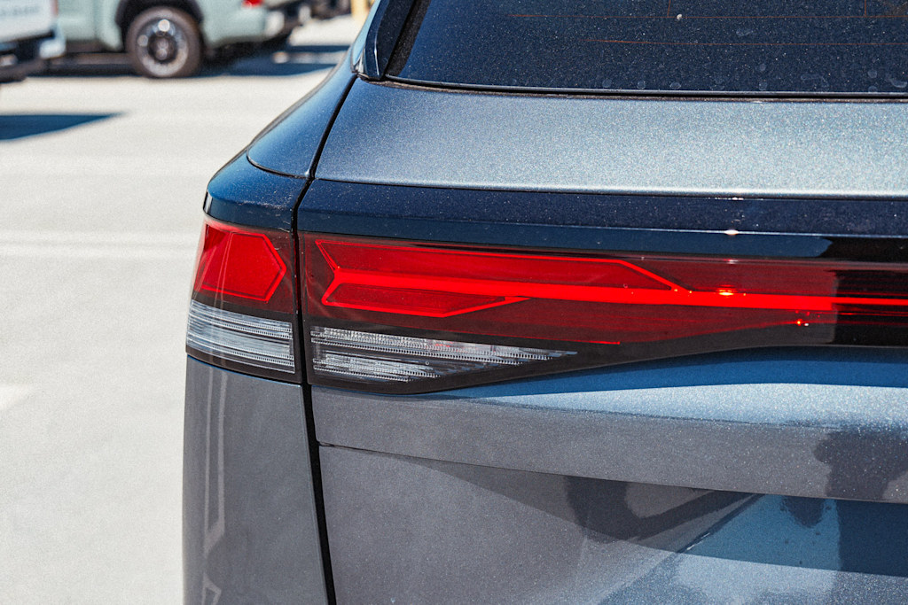 Thumbnail: 2025 Volkswagen Tiguan - 18