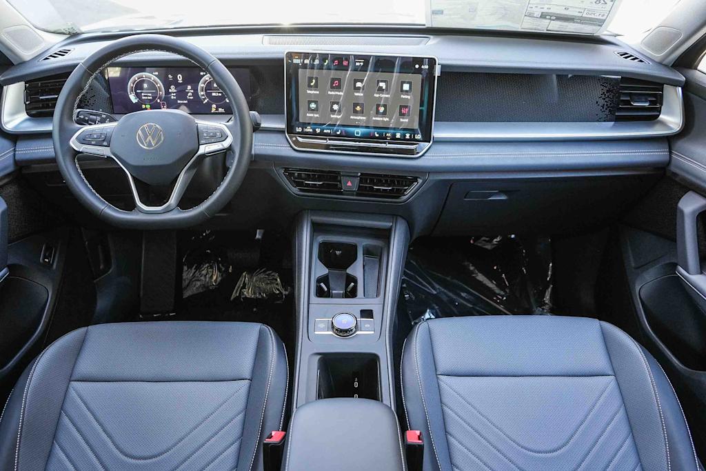 Thumbnail: 2026 Volkswagen Tiguan - 2