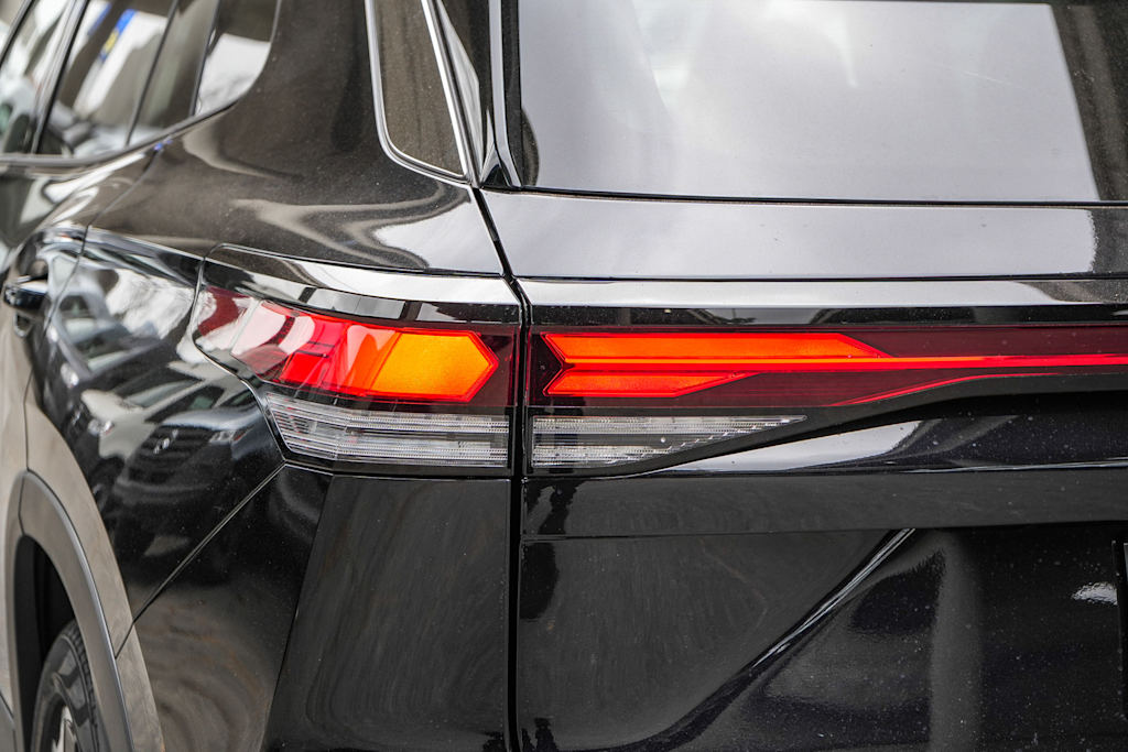 Thumbnail: 2026 Volkswagen Tiguan - 18