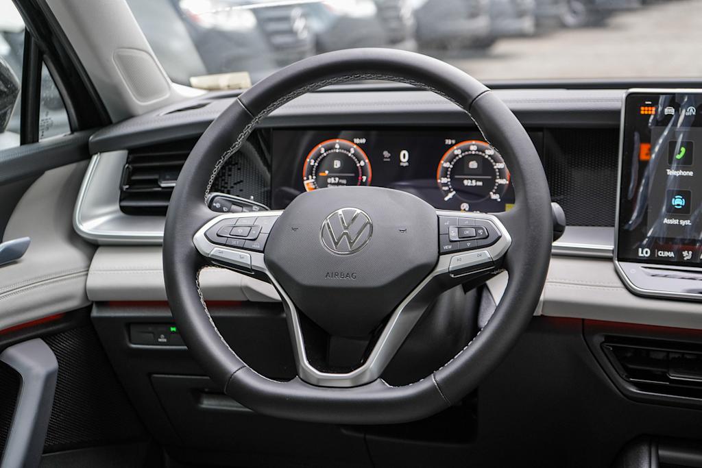 Thumbnail: 2026 Volkswagen Tiguan - 12