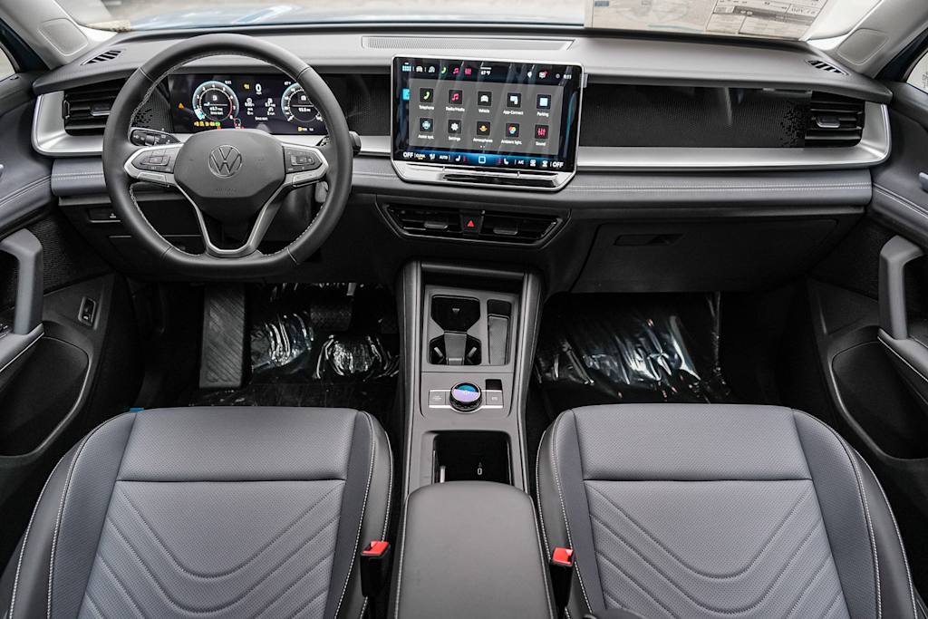 Thumbnail: 2026 Volkswagen Tiguan - 2