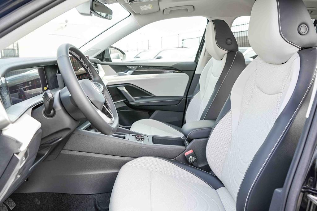 Thumbnail: 2026 Volkswagen Tiguan - 11