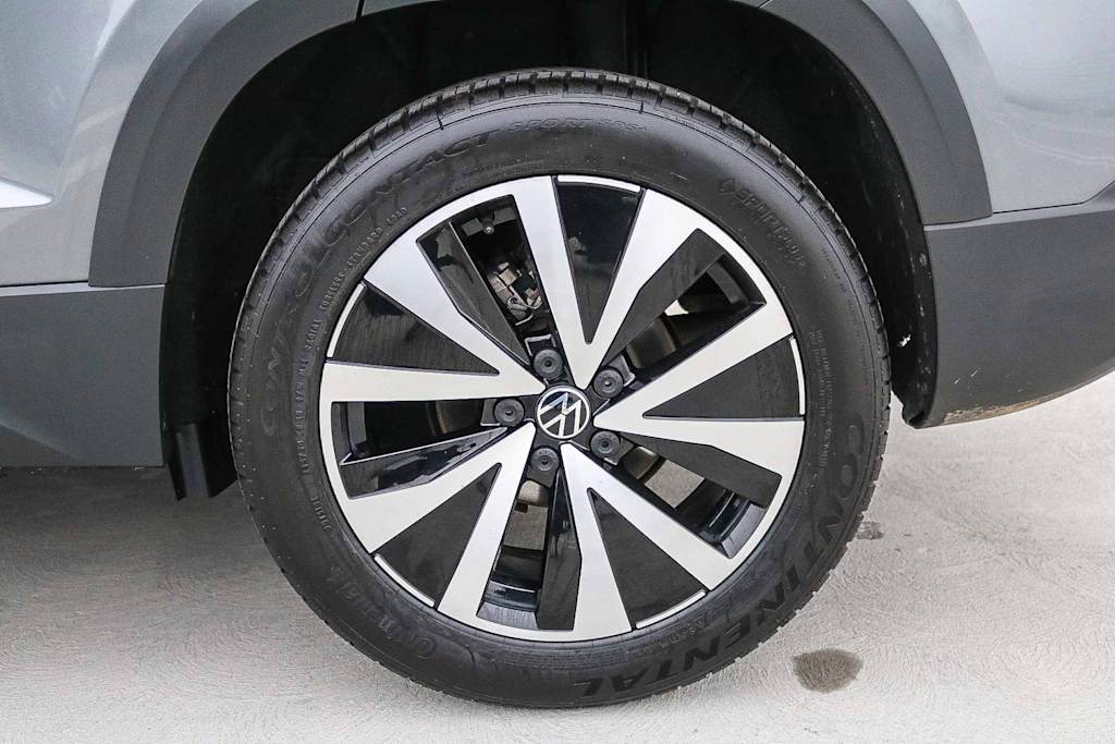 Thumbnail: 2022 Volkswagen Taos - 6