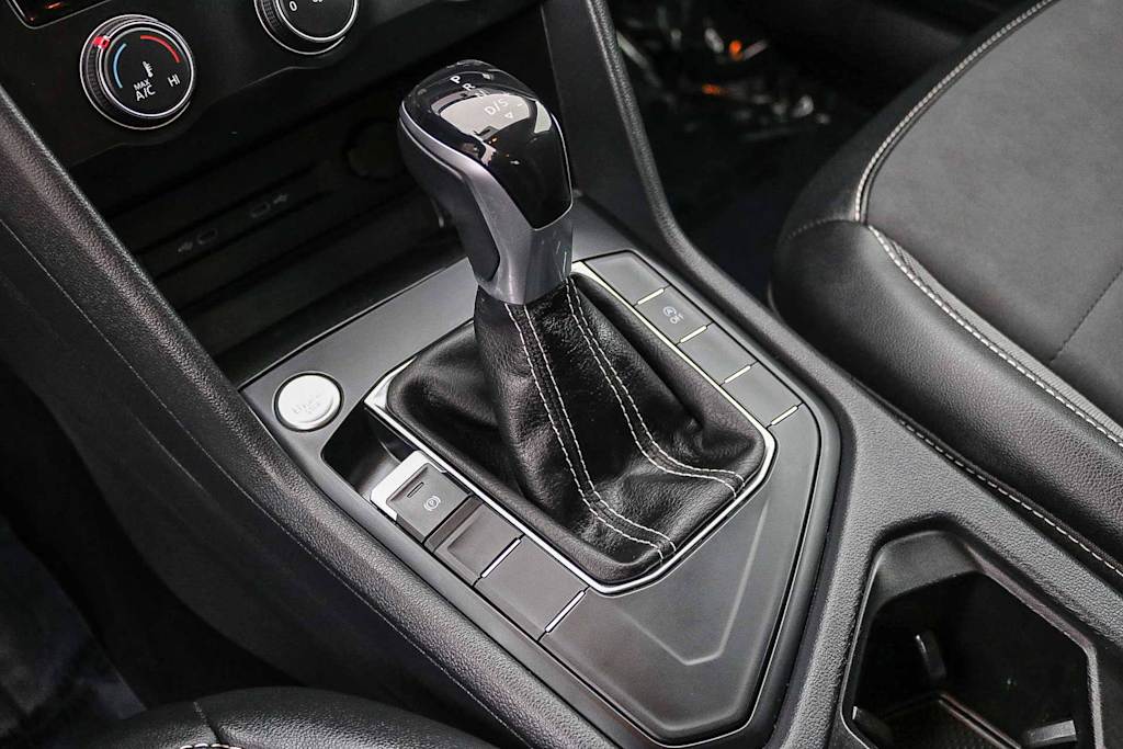 Thumbnail: 2022 Volkswagen Taos - 14