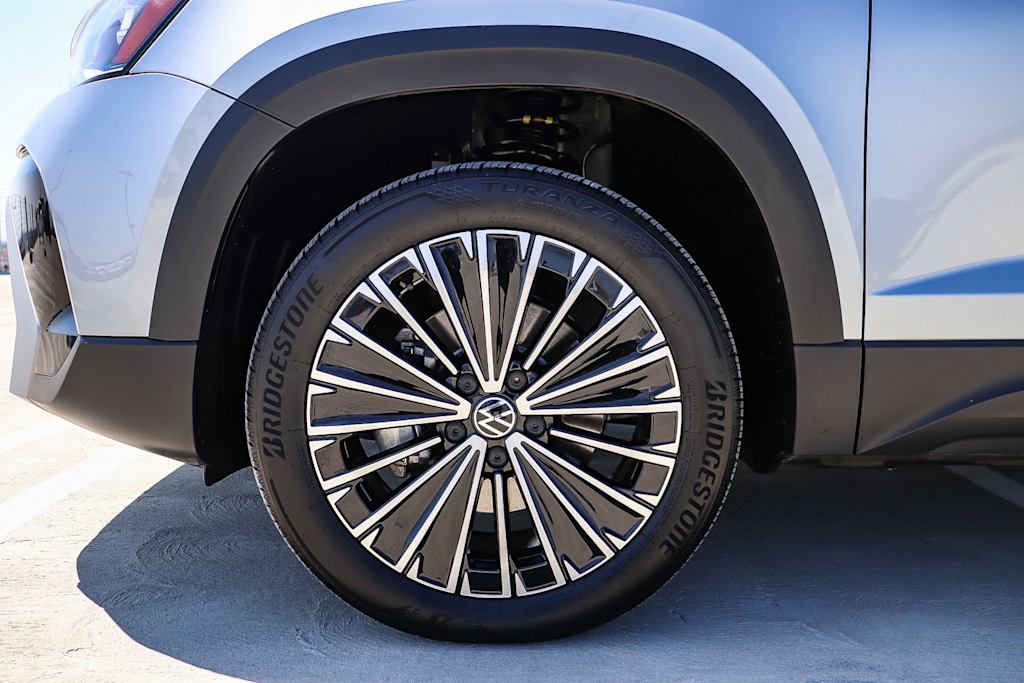 Thumbnail: 2025 Volkswagen Taos - 23