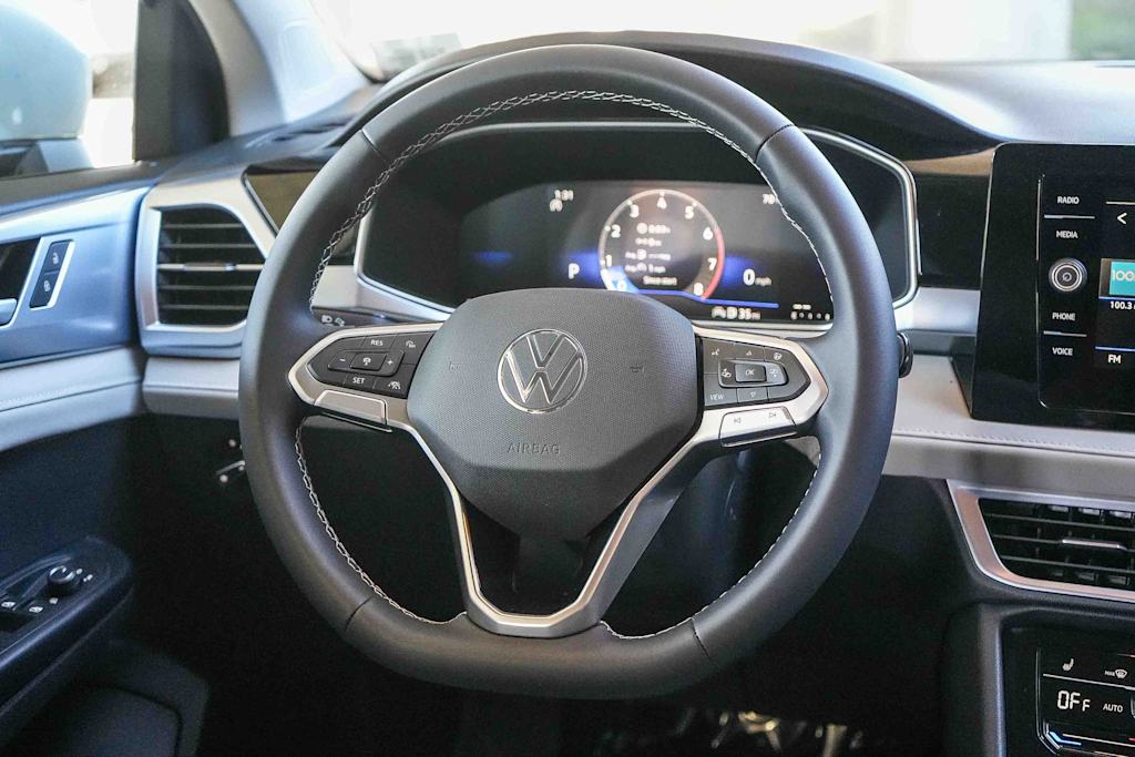 Thumbnail: 2026 Volkswagen Taos - 12