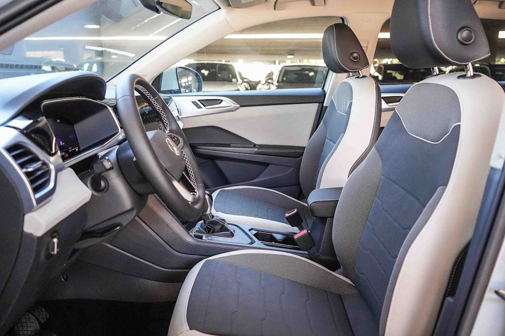 Thumbnail: 2026 Volkswagen Taos - 10