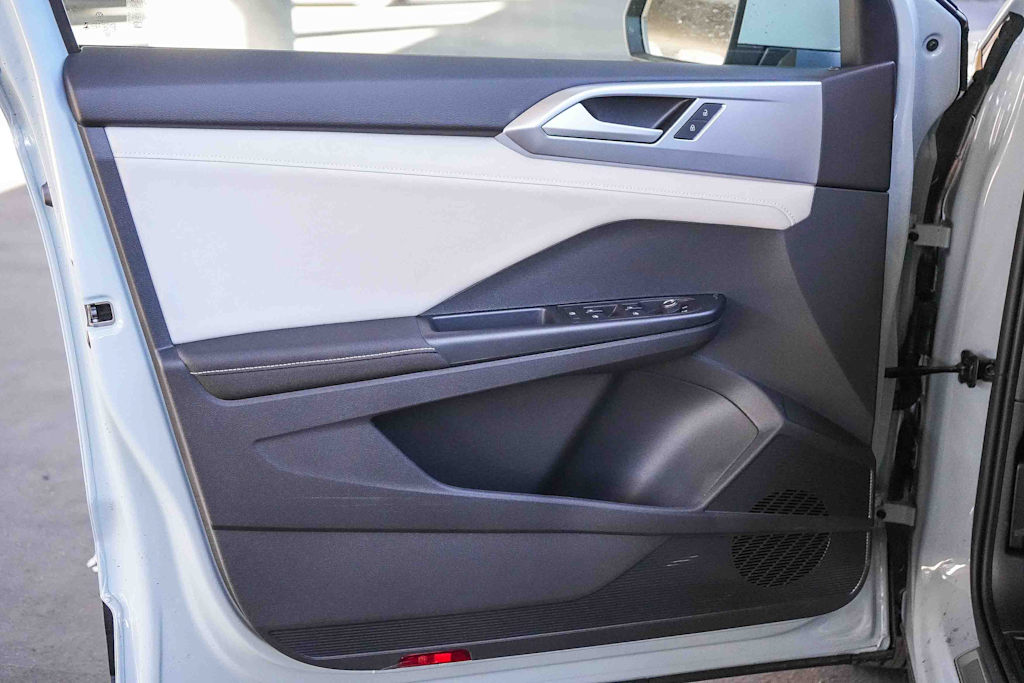 Thumbnail: 2026 Volkswagen Taos - 22