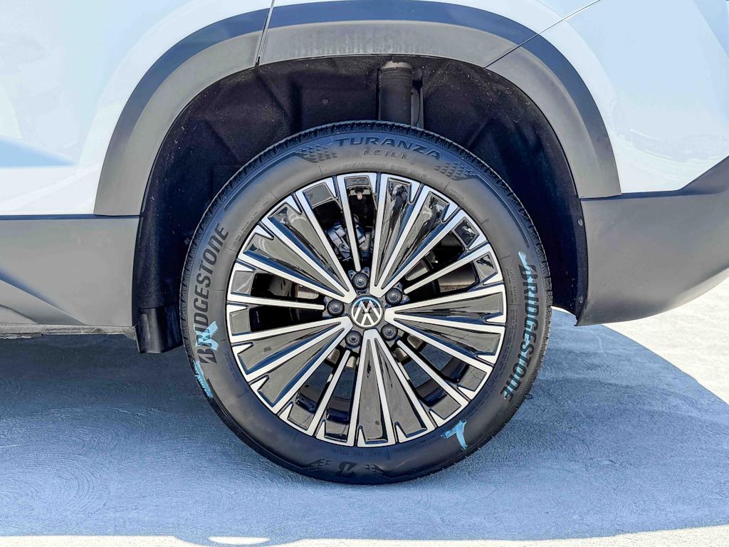 Thumbnail: 2025 Volkswagen Taos - 7