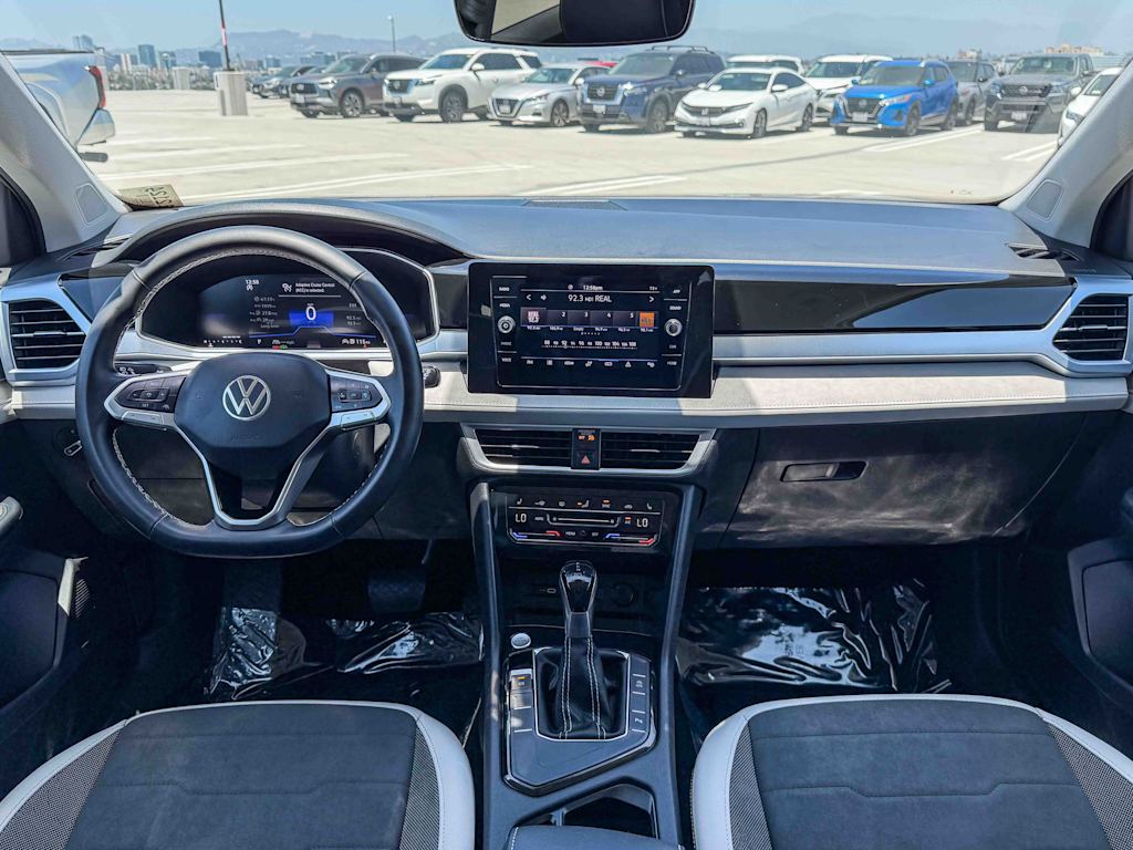 Thumbnail: 2025 Volkswagen Taos - 2