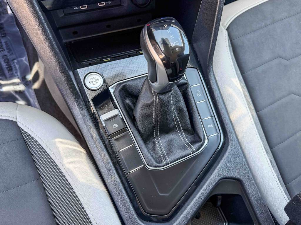 Thumbnail: 2025 Volkswagen Taos - 14