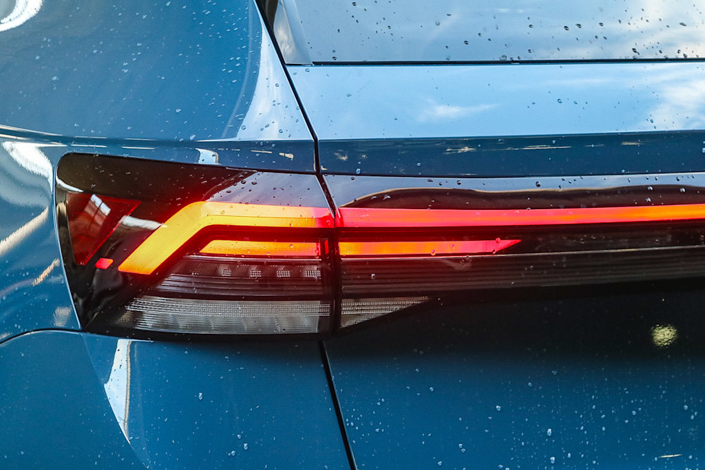 Thumbnail: 2025 Volkswagen Taos - 20
