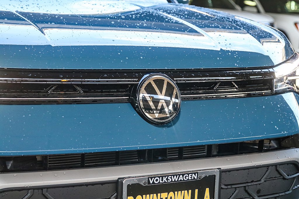 Thumbnail: 2025 Volkswagen Taos - 18