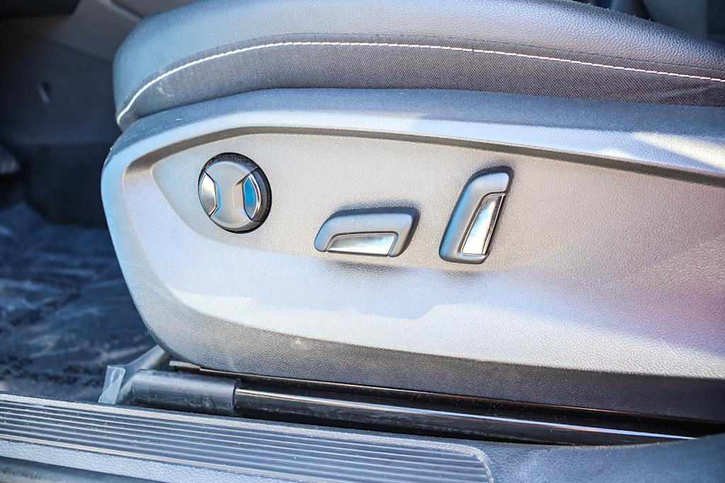 Thumbnail: 2023 Volkswagen Taos - 23