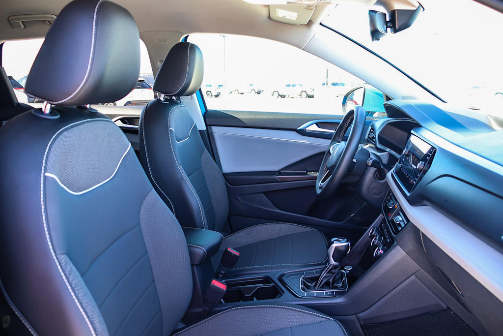 Thumbnail: 2023 Volkswagen Taos - 10