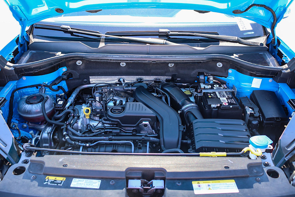 Thumbnail: 2023 Volkswagen Taos - 8