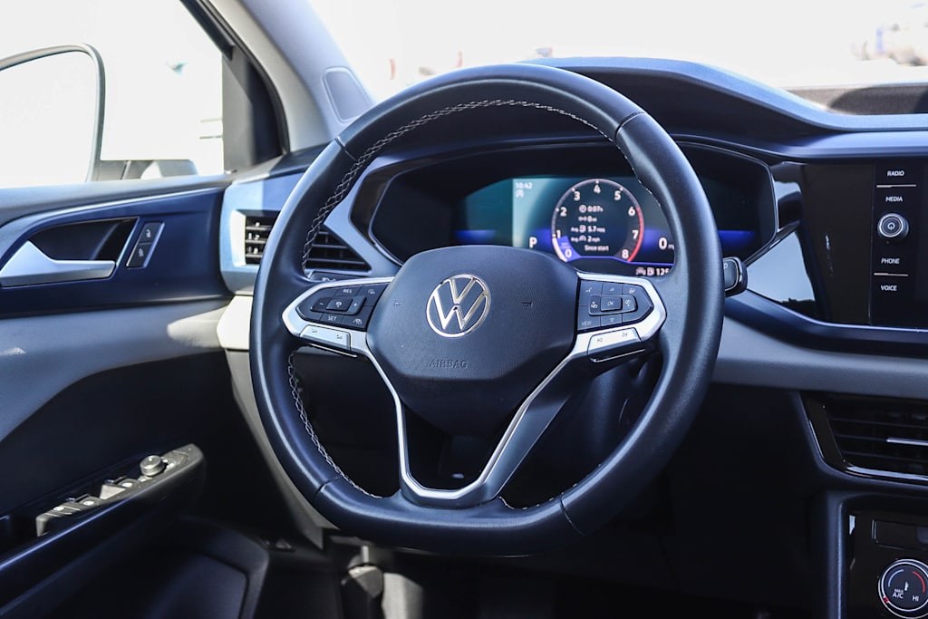 Thumbnail: 2023 Volkswagen Taos - 9