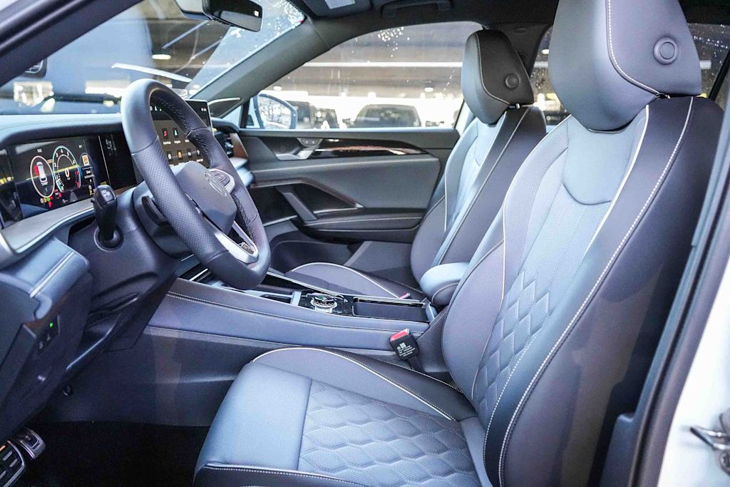 Thumbnail: 2026 Volkswagen Tiguan - 10