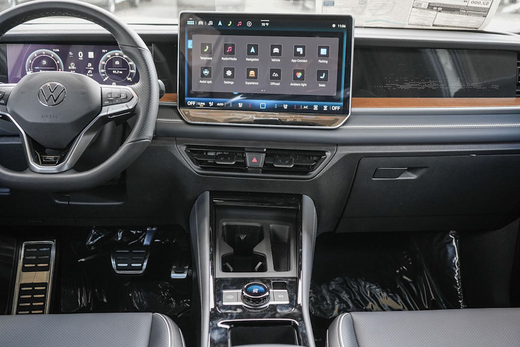 Thumbnail: 2026 Volkswagen Tiguan - 9
