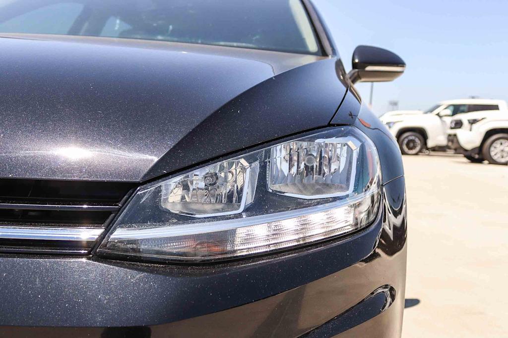 Thumbnail: 2018 Volkswagen Golf - 19