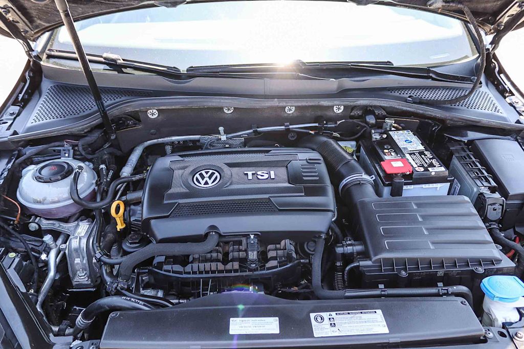 Thumbnail: 2018 Volkswagen Golf - 8