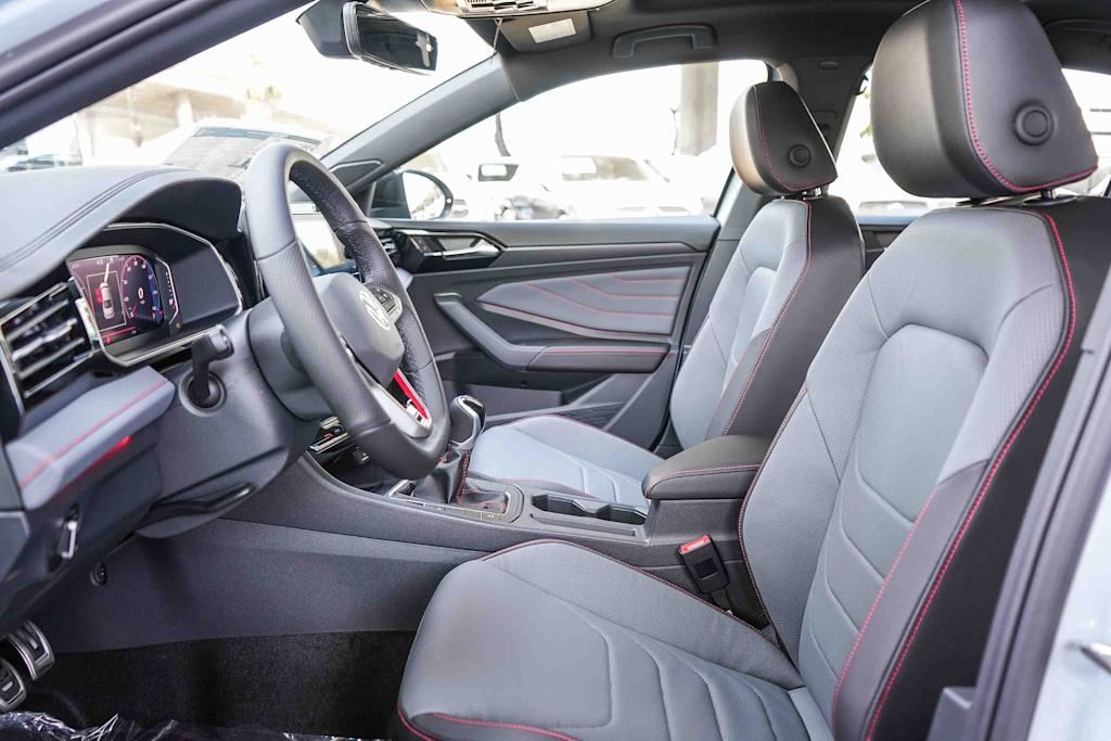 Thumbnail: 2026 Volkswagen Jetta - 11