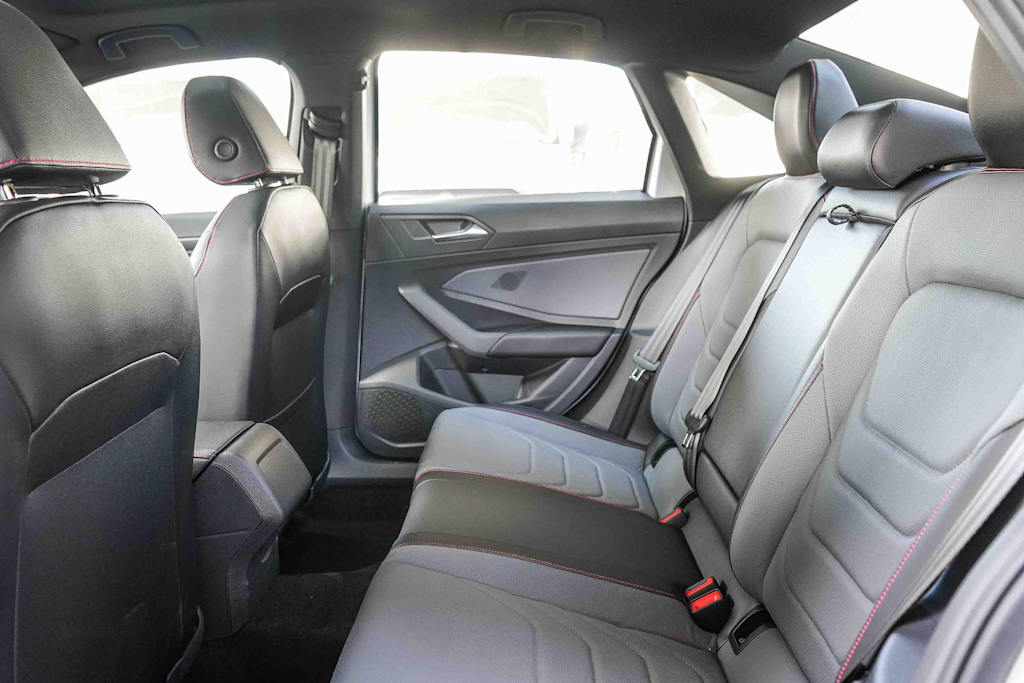 Thumbnail: 2026 Volkswagen Jetta - 12