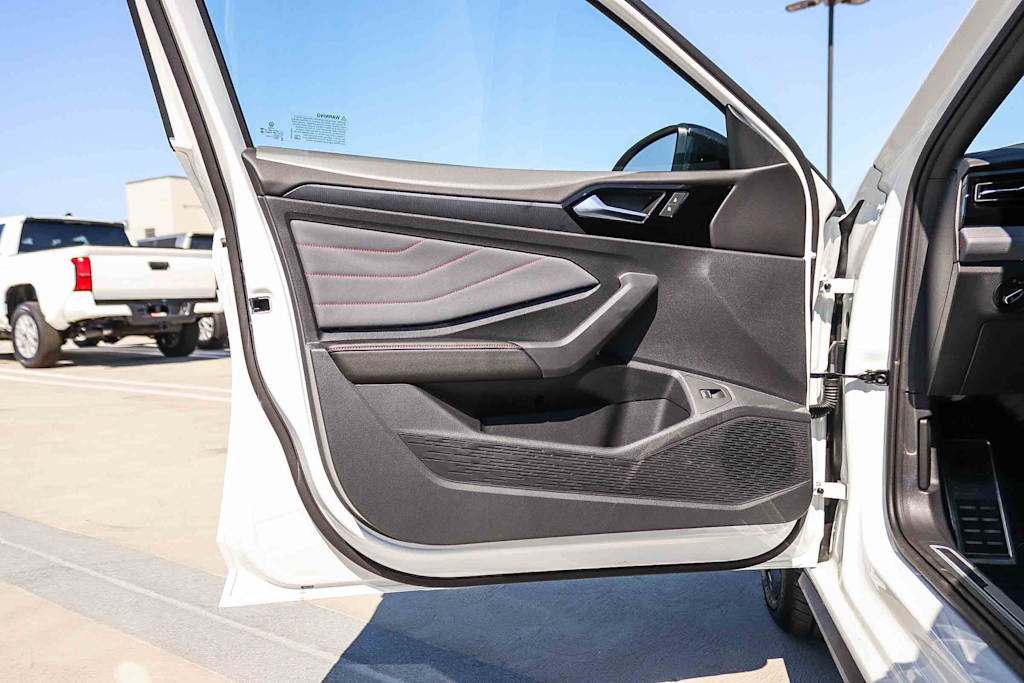Thumbnail: 2026 Volkswagen Jetta - 25