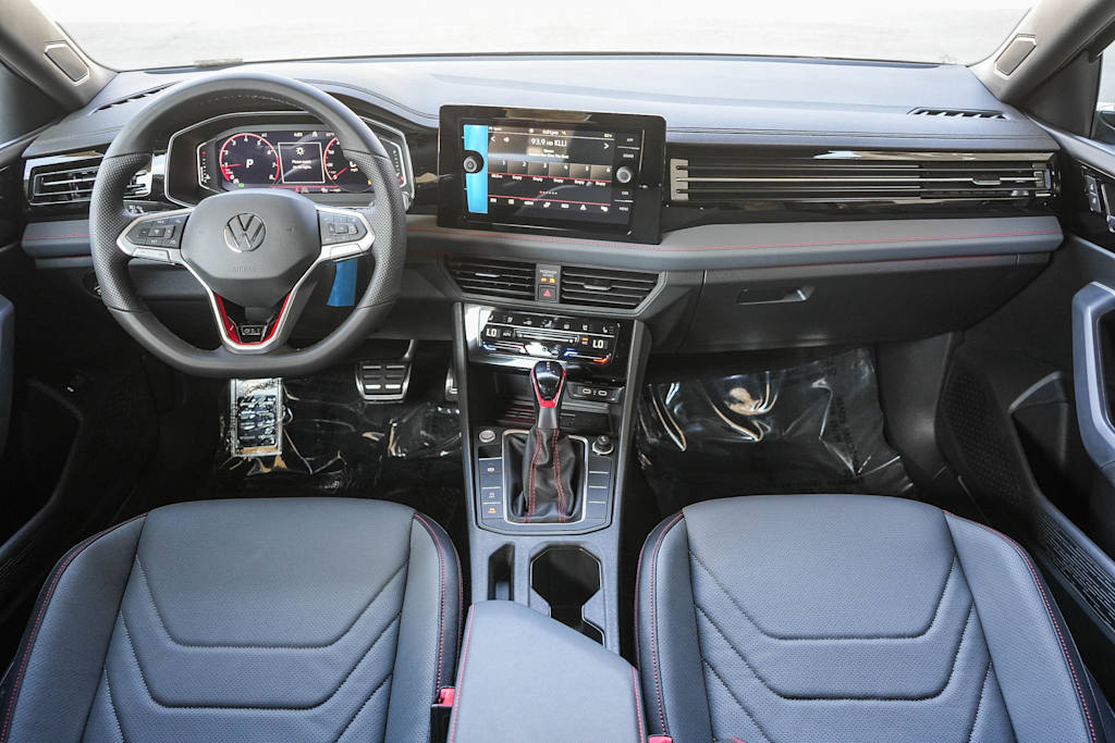 Thumbnail: 2026 Volkswagen Jetta - 2