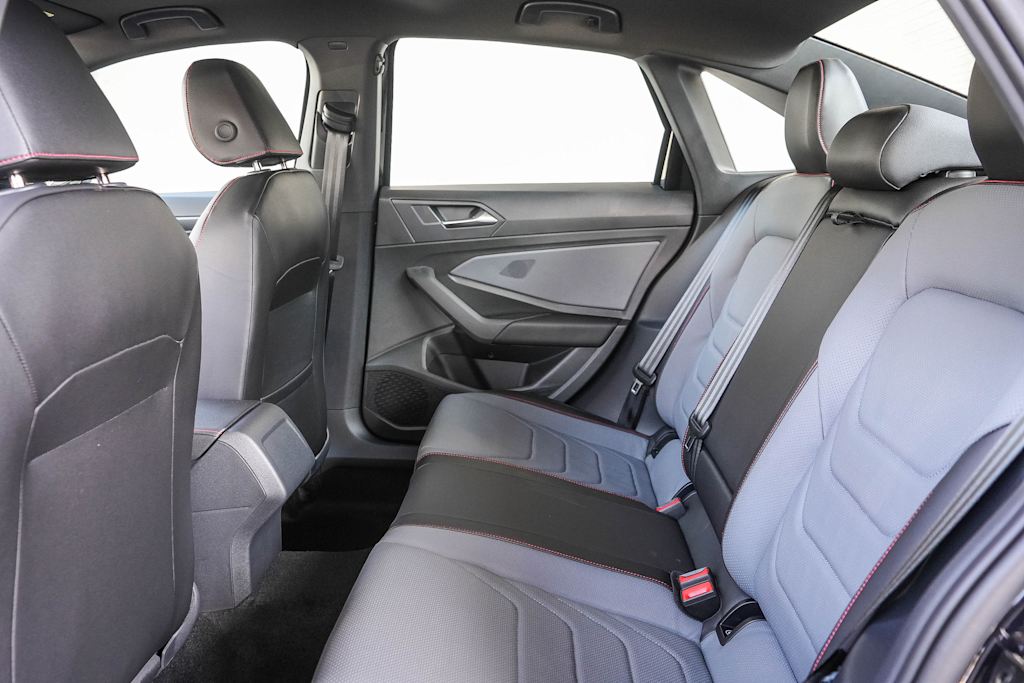 Thumbnail: 2026 Volkswagen Jetta - 12