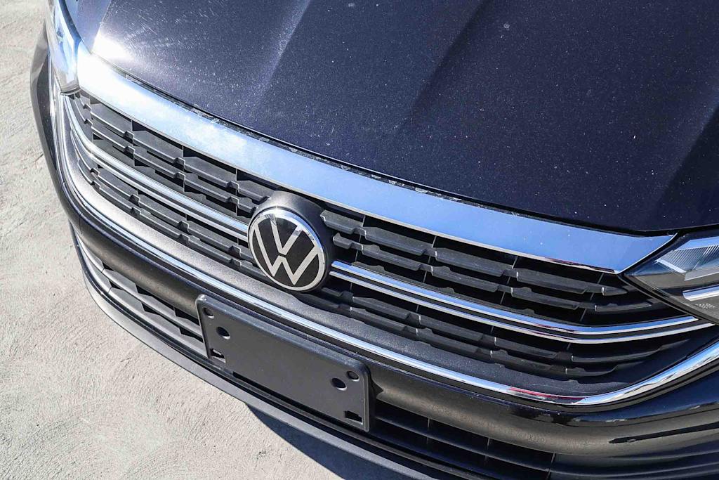 Thumbnail: 2024 Volkswagen Jetta - 6