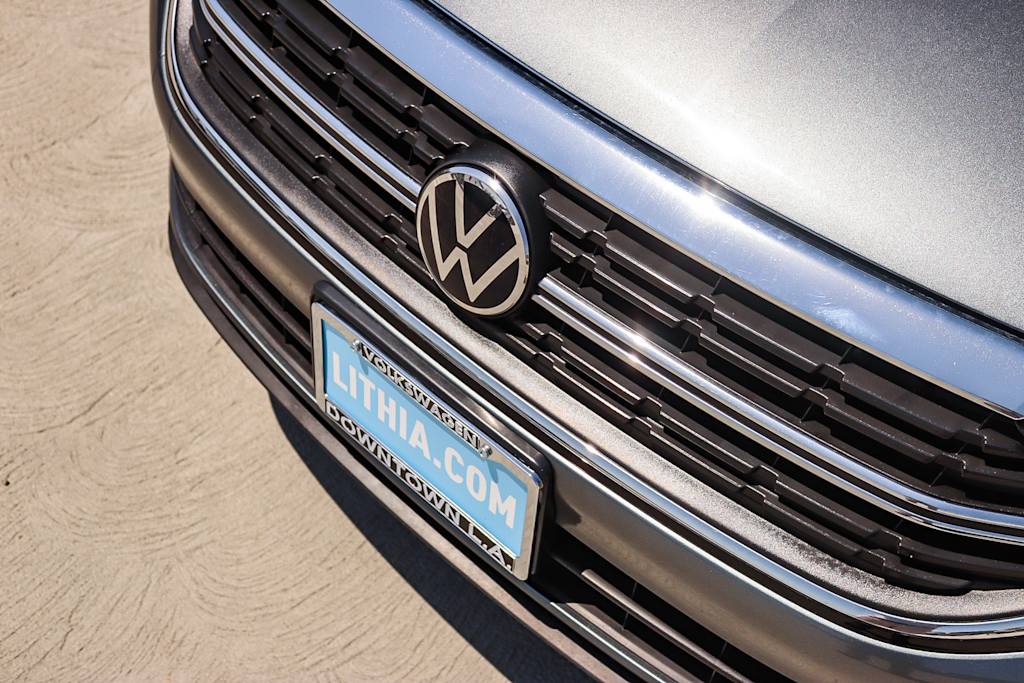 Thumbnail: 2024 Volkswagen Jetta - 6