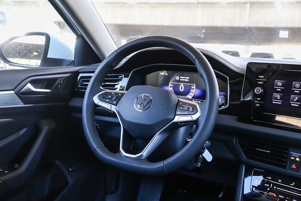 Thumbnail: 2026 Volkswagen Jetta - 9