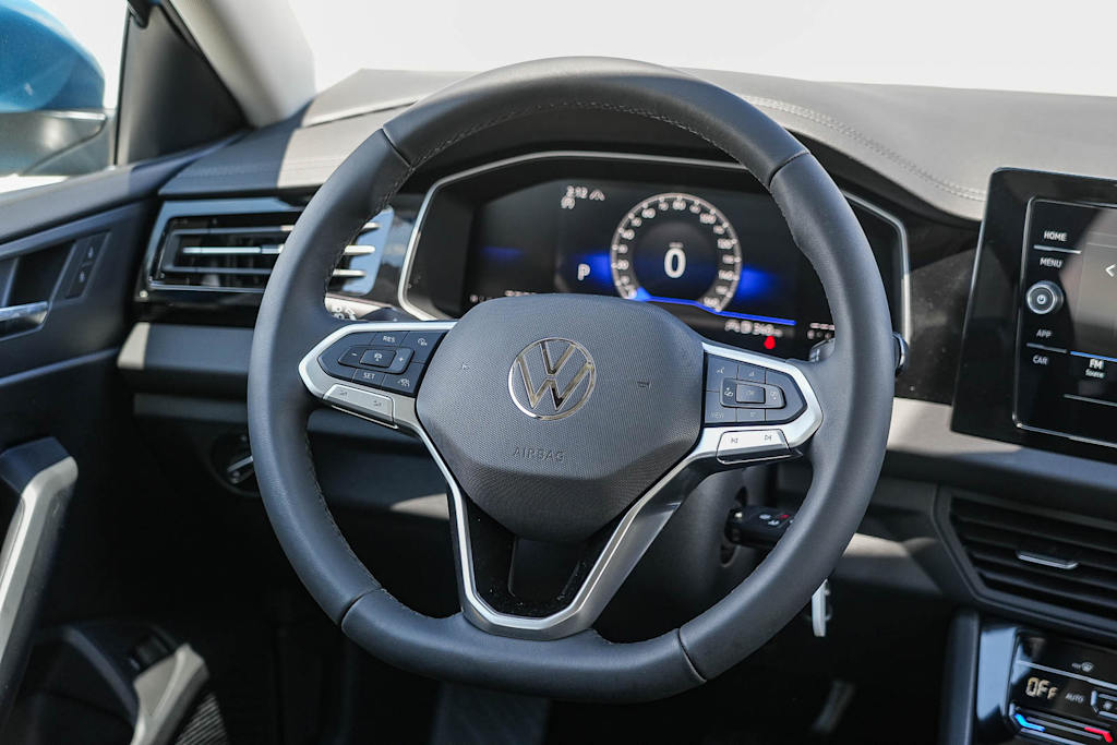 Thumbnail: 2026 Volkswagen Jetta - 8