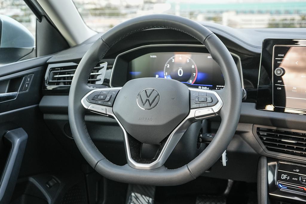 Thumbnail: 2026 Volkswagen Jetta - 12