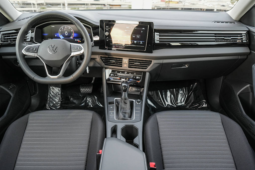 Thumbnail: 2026 Volkswagen Jetta - 2