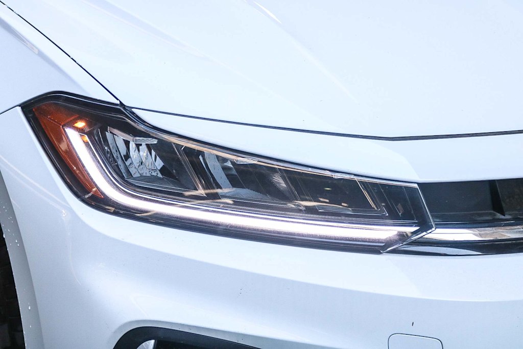 Thumbnail: 2025 Volkswagen Jetta - 18