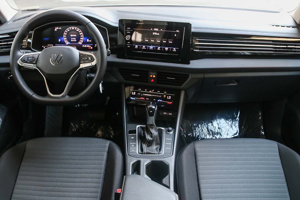 Thumbnail: 2025 Volkswagen Jetta - 2