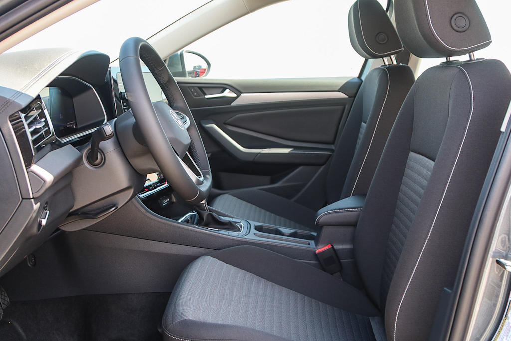 Thumbnail: 2025 Volkswagen Jetta - 10