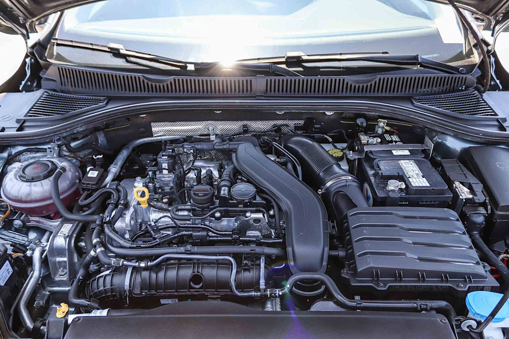 Thumbnail: 2023 Volkswagen Jetta - 8