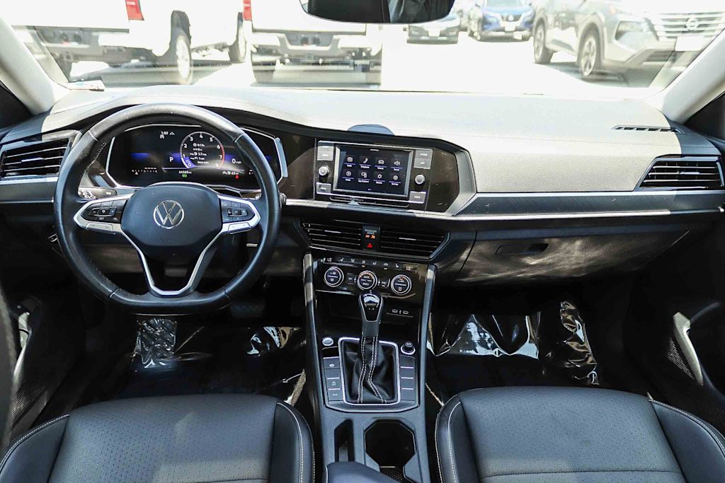 Thumbnail: 2023 Volkswagen Jetta - 2