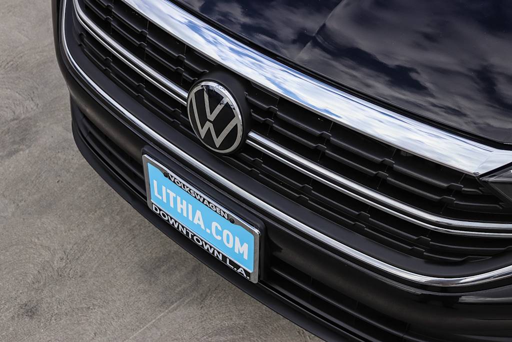 Thumbnail: 2023 Volkswagen Jetta - 6